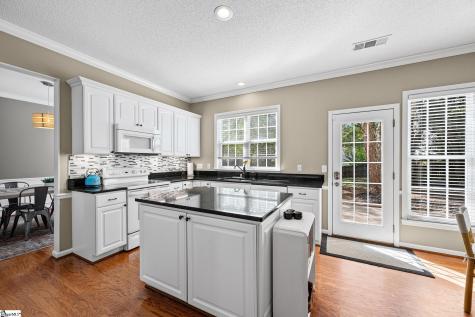 16 Breckenridge Court Greenville SC 29615