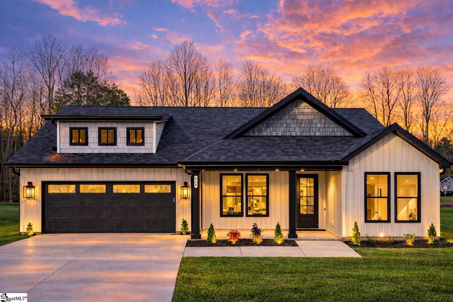 534 Dillon Street Chesnee SC 29323