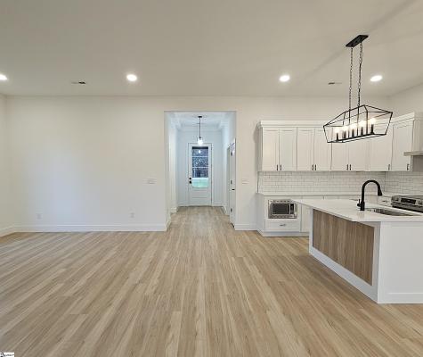 534 Dillon Street Chesnee SC 29323