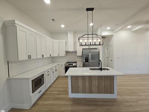 534 Dillon Street Chesnee SC 29323