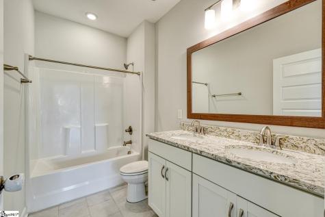 160 Scotts Bluff Drive Simpsonville SC 29681