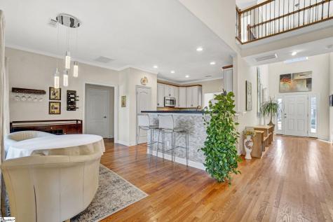 5 Middleberry Court Greer SC 29650