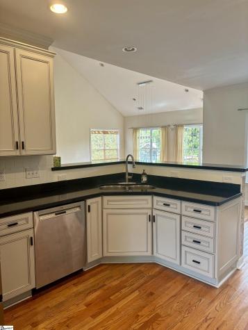 5 Middleberry Court Greer SC 29650