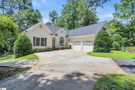 1017 Cove Circle Anderson SC 29626