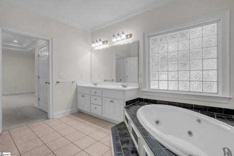 1017 Cove Circle Anderson SC 29626