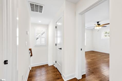 24 Ridgeway Avenue Greenville SC 29607
