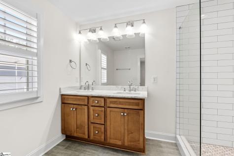 24 Ridgeway Avenue Greenville SC 29607