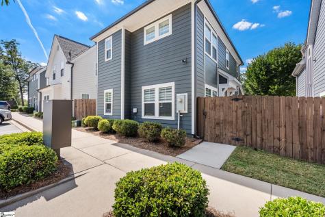 24 Ridgeway Avenue Greenville SC 29607