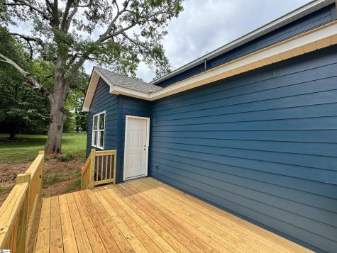 112 Hillcrest Circle Anderson SC 29624