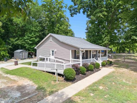4141 Cross Anchor Road Enoree SC 29335