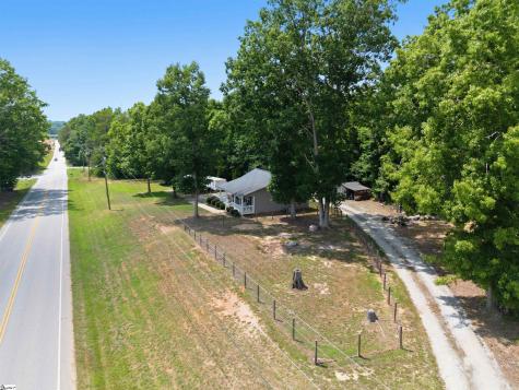 4141 Cross Anchor Road Enoree SC 29335