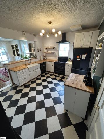 16 2nd Avenue Greenville SC 29609