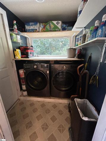 16 2nd Avenue Greenville SC 29609