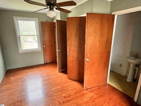 32 School Street Enoree SC 29335