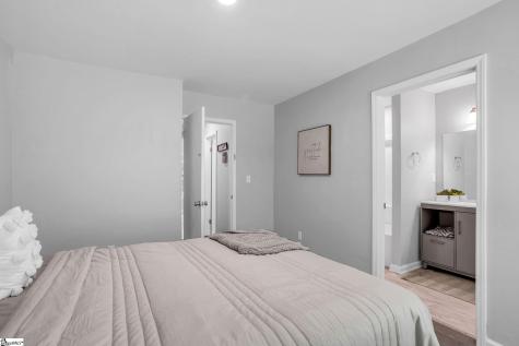 38 Shore Drive Greenville SC 29611