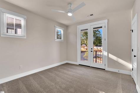 9 Hawthorne Lane Greenville SC 29605