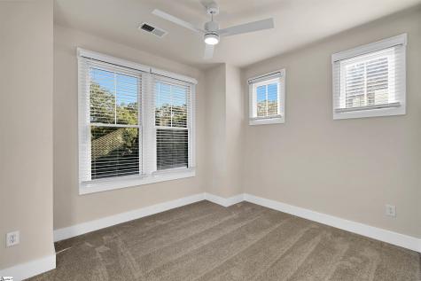 9 Hawthorne Lane Greenville SC 29605