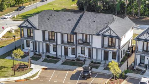 9 Hawthorne Lane Greenville SC 29605