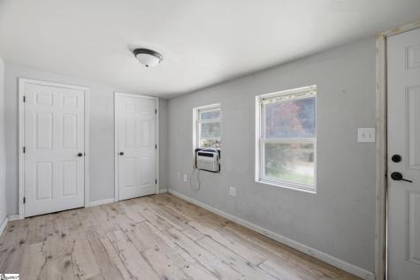 6 Webb Street Greenville SC 29605