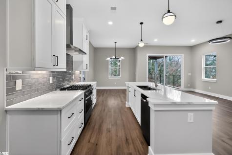 112C Chestnut Street Greenville SC 29605