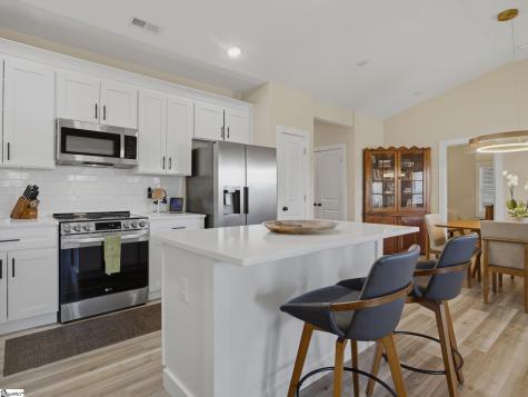 255 R C Thompson Road Chesnee SC 29323