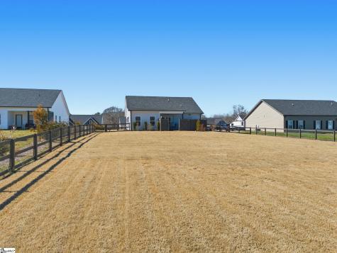 255 R C Thompson Road Chesnee SC 29323
