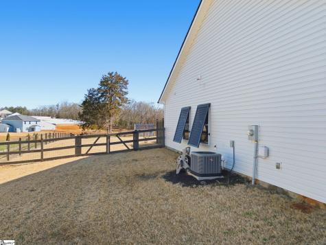 255 R C Thompson Road Chesnee SC 29323