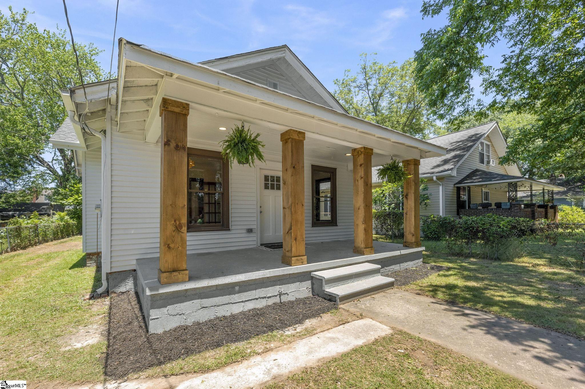 8 Bragg Street Greenville SC 29611