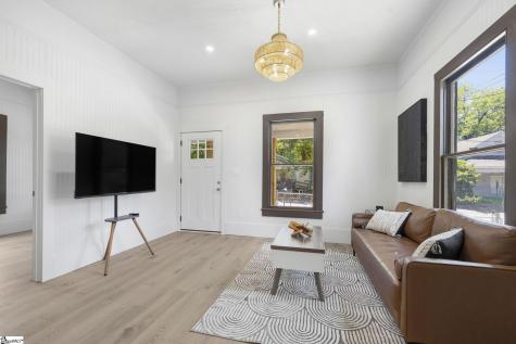 8 Bragg Street Greenville SC 29611