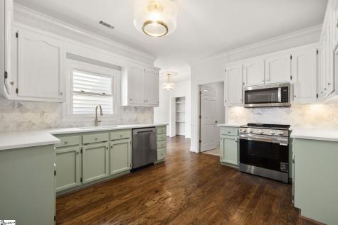 302 Greenview Circle Greenville SC 29609
