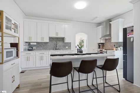 35 W 5th Street Greenville SC 29611