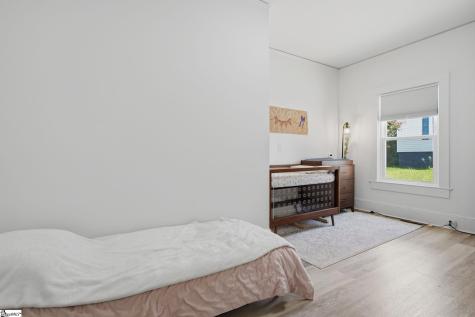 35 W 5th Street Greenville SC 29611