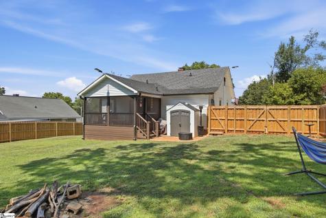 35 W 5th Street Greenville SC 29611