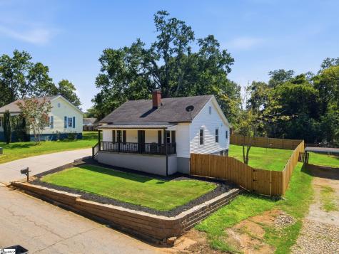 35 W 5th Street Greenville SC 29611