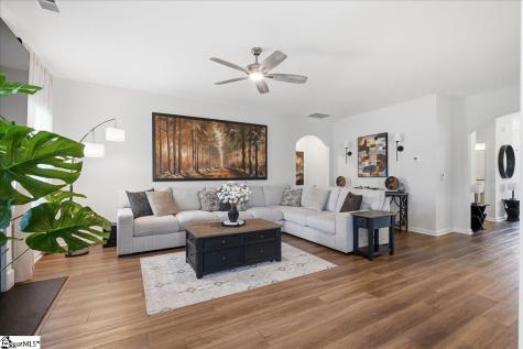 501 S Oak Crest Drive Belton SC 29697
