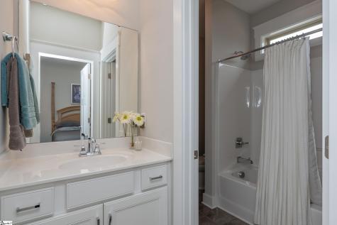 120 Longfellow Way Simpsonville SC 29681