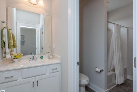 120 Longfellow Way Simpsonville SC 29681