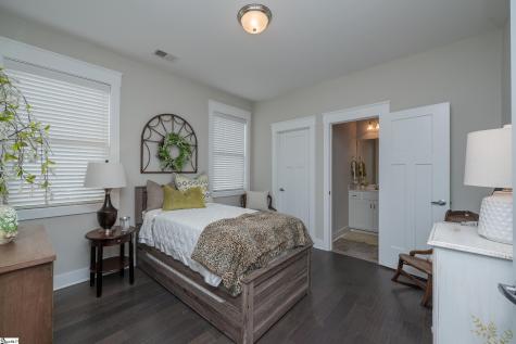120 Longfellow Way Simpsonville SC 29681