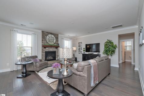 120 Longfellow Way Simpsonville SC 29681