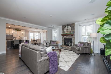 120 Longfellow Way Simpsonville SC 29681