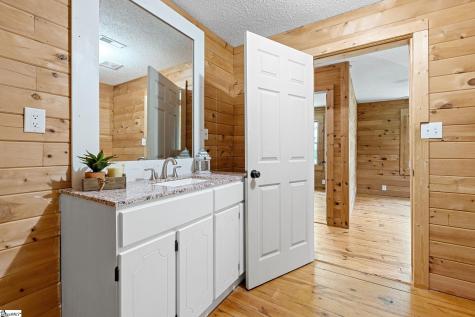 102 Rockcrest Road Cleveland SC 29635