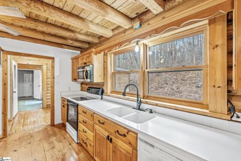 102 Rockcrest Road Cleveland SC 29635