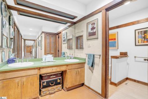 2 Craigwood Road Greenville SC 29607