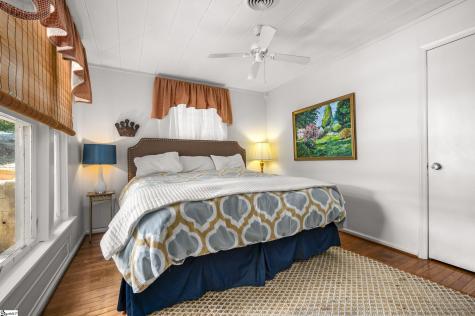 415 E Lakeshore Drive Landrum SC 29356