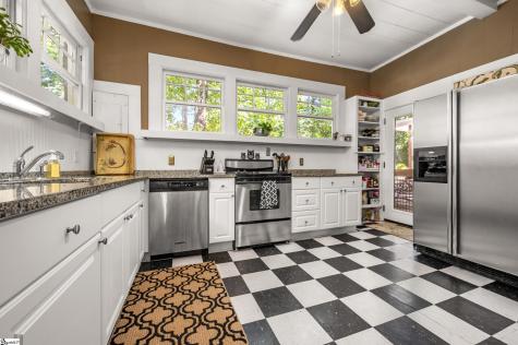 415 E Lakeshore Drive Landrum SC 29356