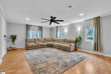 614 Brogan Avenue Anderson SC 29625