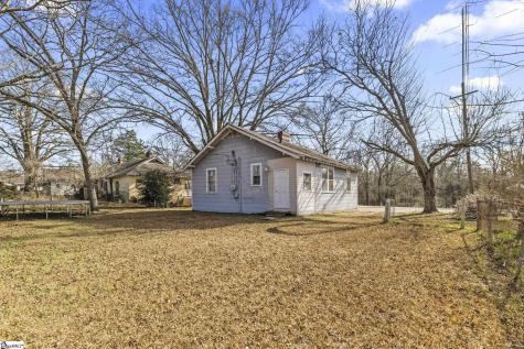 136 Rice Street Belton SC 29627