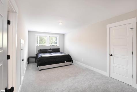317 Breakwater Lane Seneca SC 29678
