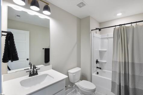 317 Breakwater Lane Seneca SC 29678