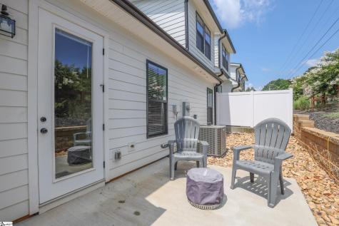 317 Breakwater Lane Seneca SC 29678